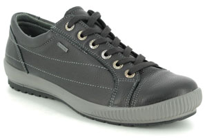 black leather nurses shoes