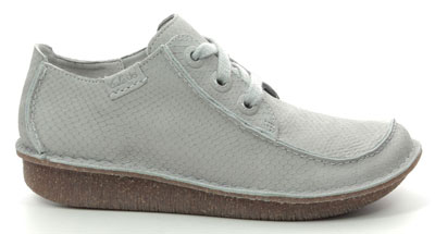 clarks women's spring shoes