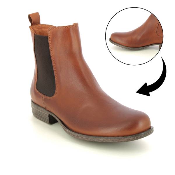 Creator Peechlea Tan Leather Chelsea Boots for bunions