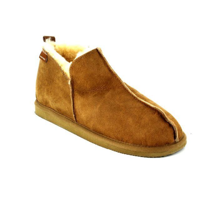 Online Mens slippers at Begg Shoes and Bags