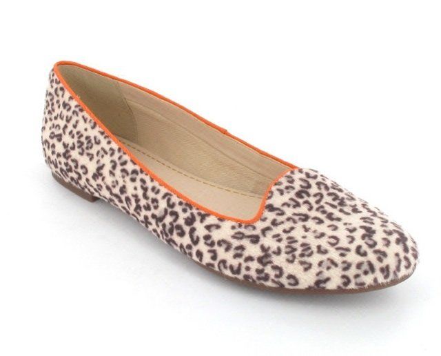 clarks leopard pumps