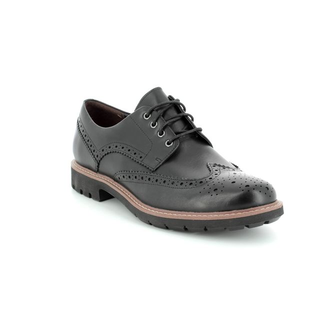 Clarks Batcombe Wing G Fit Black Brogues