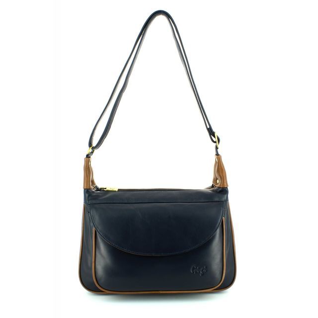 gigi crescent shoulder bag