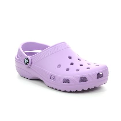 crocs stockists