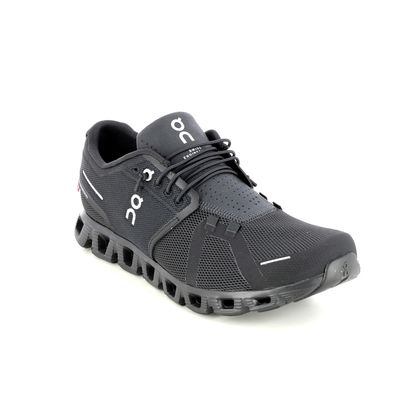 on cloud trainers black