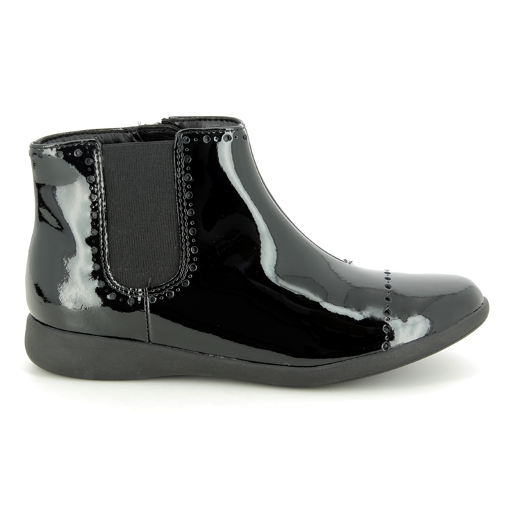 kristjan chukka bootie sneaker