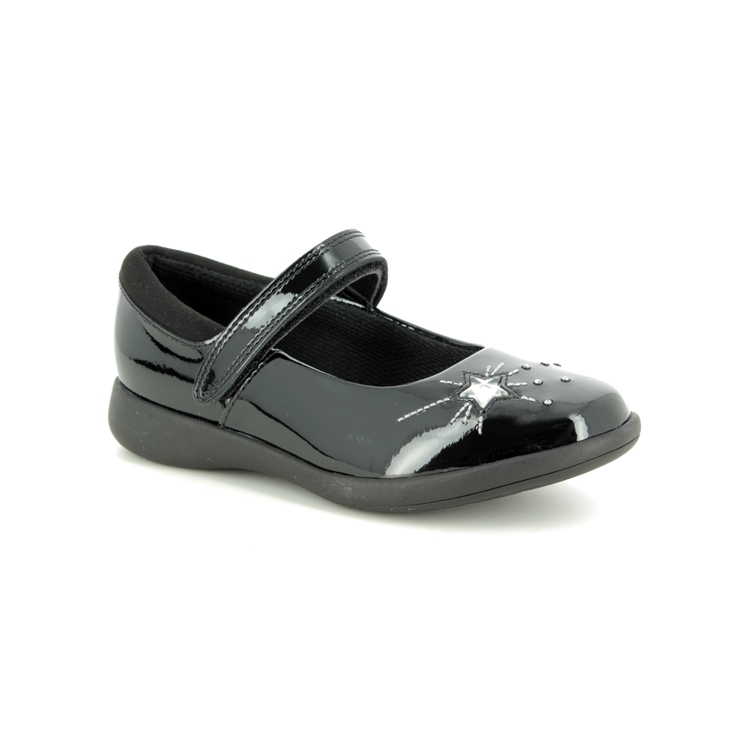 clarks childrens black patent shoes