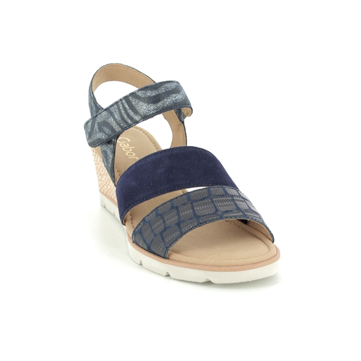 the poet sandals