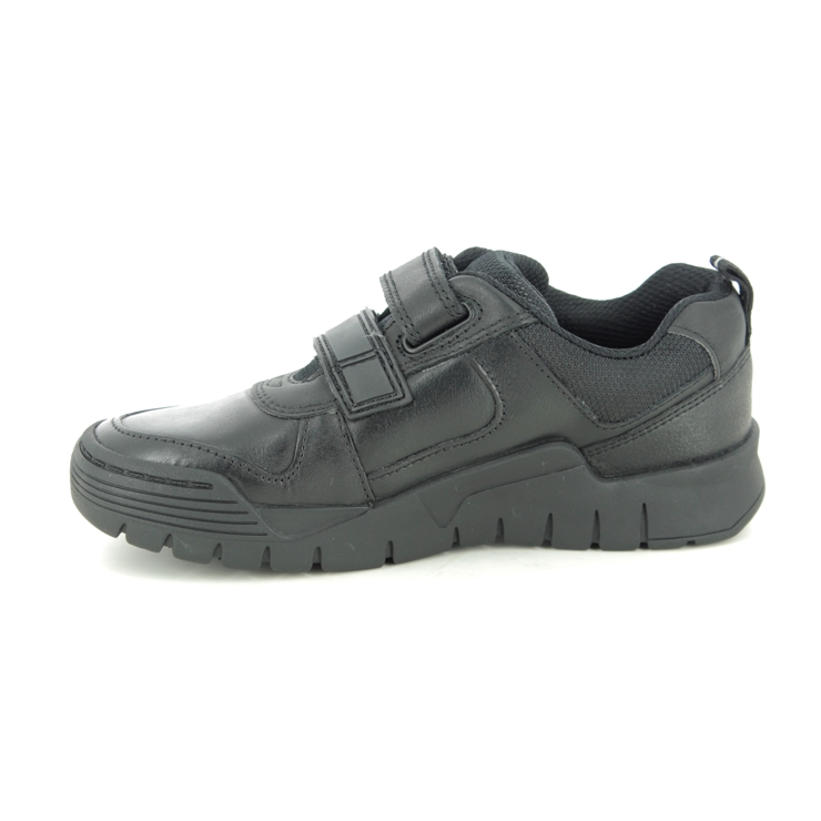 Clarks Scooterspeed K Black leather Kids Boys Shoes 5235-46F