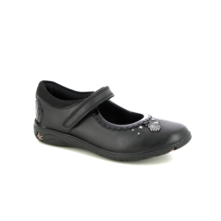 Clarks girls 2024 black shoes