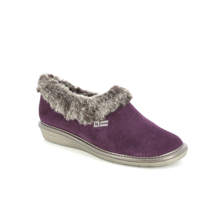 Skechers slippers deals purple