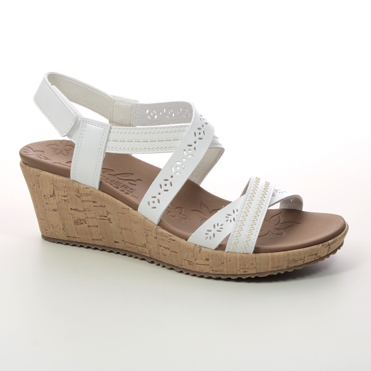 Sketcher deals wedge sandals