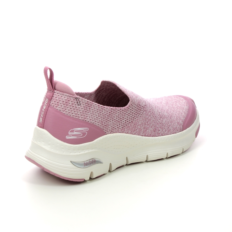 Skechers Arch Fit Slip On MVE Mauve Womens trainers 149563