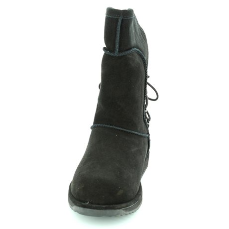 EMU Australia Islay W11245-30 Black Suede ankle boots