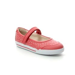 Clarks deals coral shoes