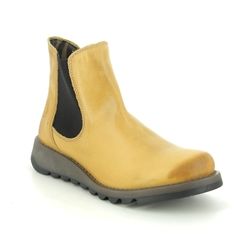 yellow fly boots