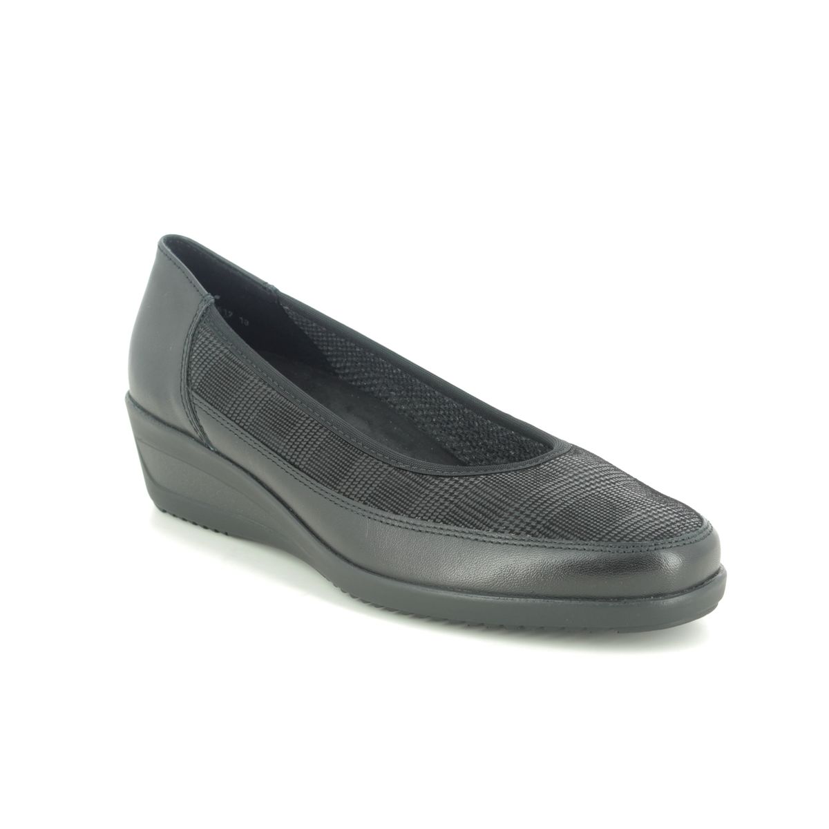 wide fitting slip on shoes
