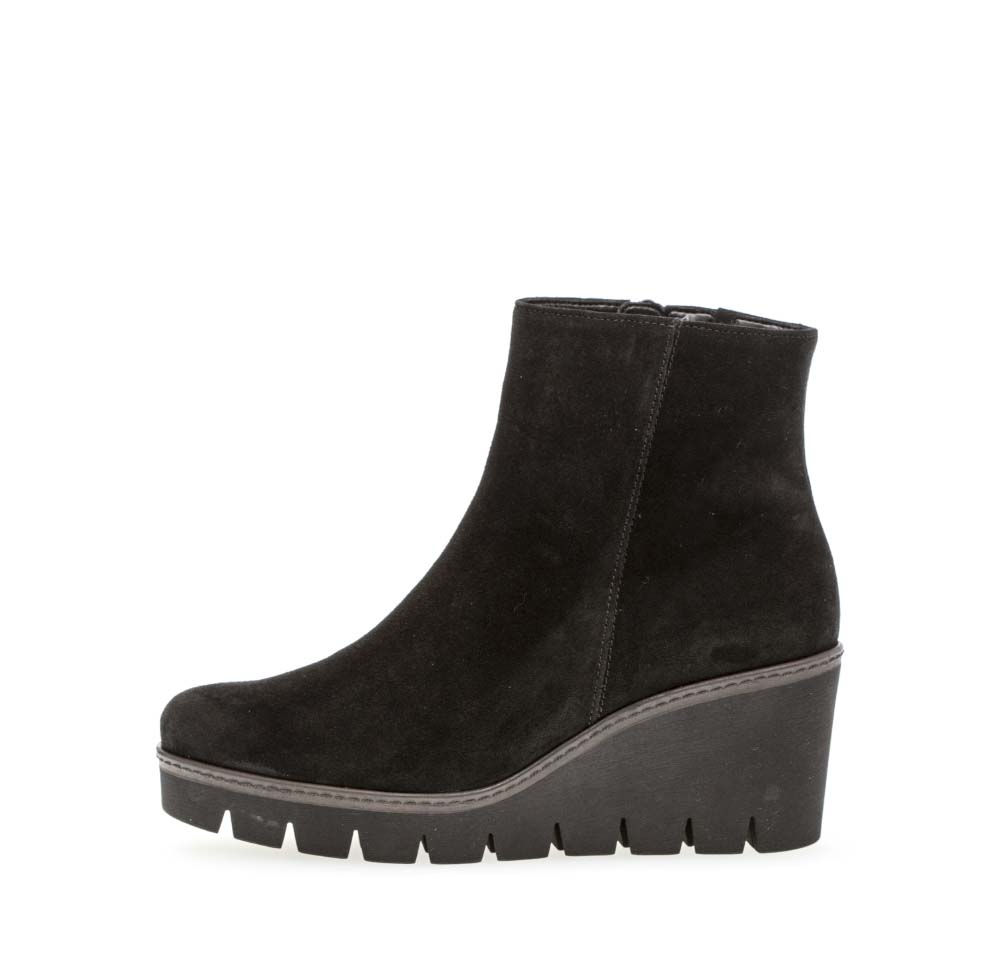 gabor utopia ankle boots