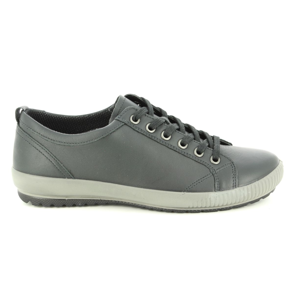 Legero Tanaro Plain 00823-01 Black leather lacing shoes