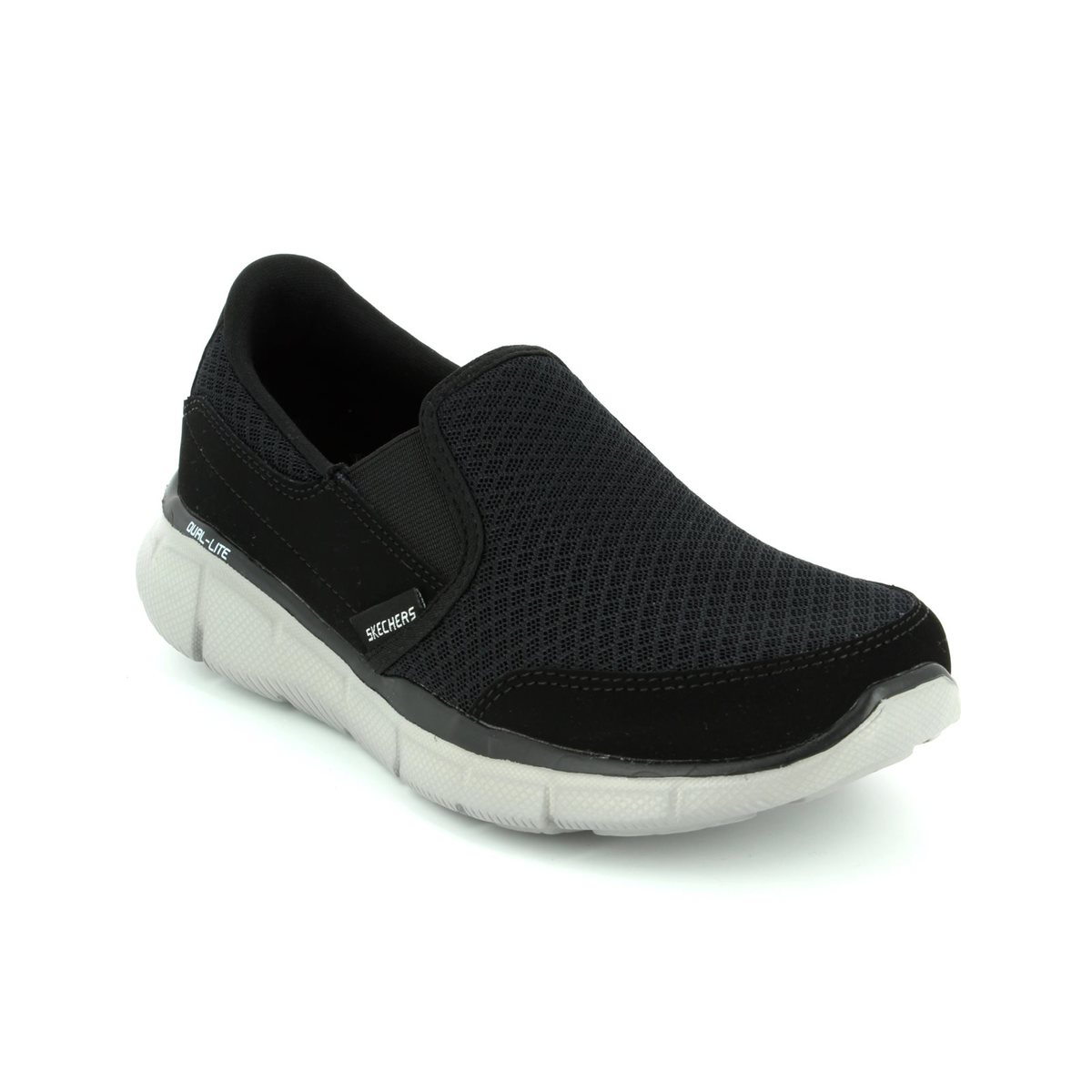 boys skechers trainers